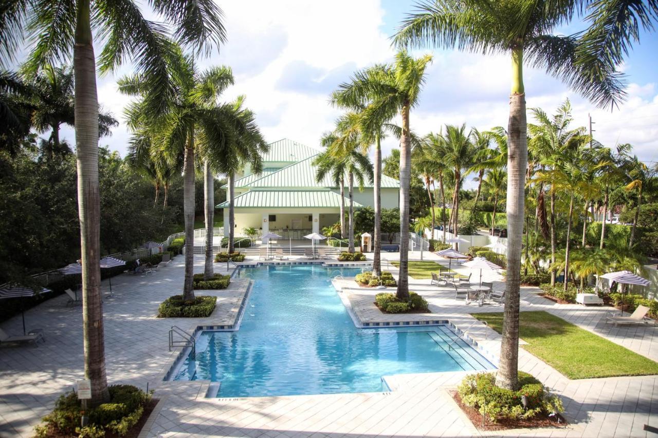 Upscale Resort Villa In The Heart Of Miami Exterior foto